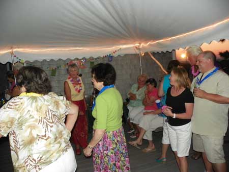 Luau 022